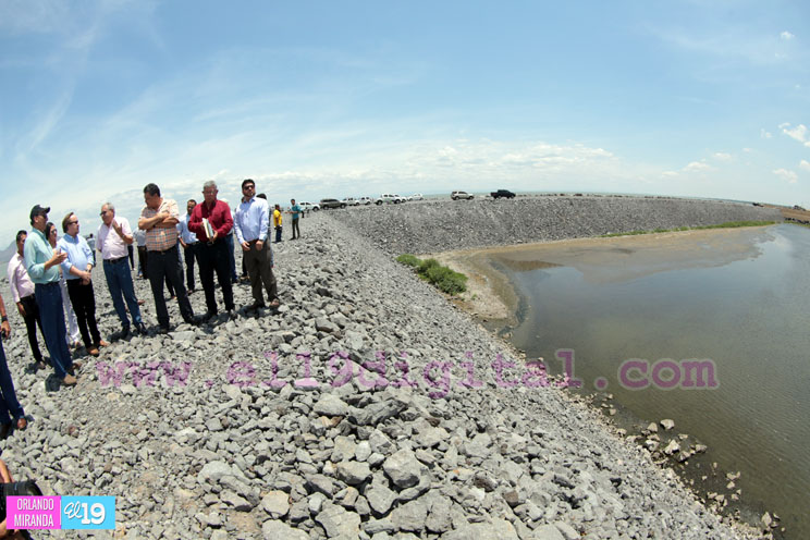 Presentan IV Etapa del Puerto Salvador Allende